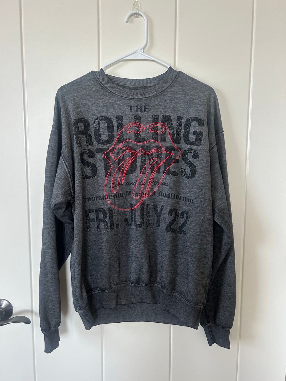 Rolling Stones Vintage Rock 90’s Grunge Gray Mineral Washed Sweatshirt Size S